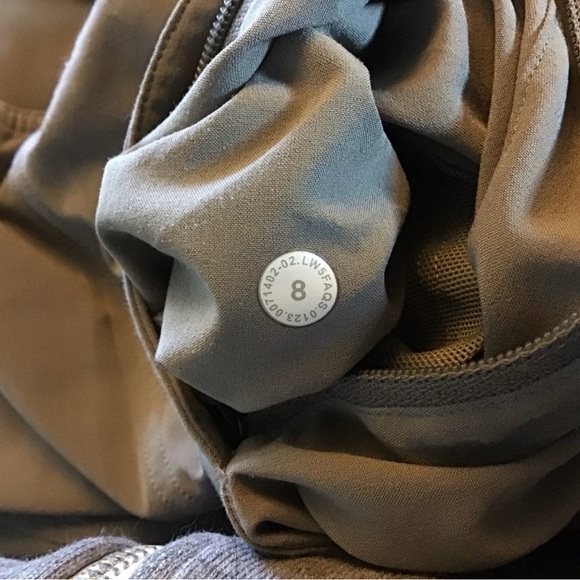 ❌SOLD❌Lululemon Adapted State High Rise Jogger - Picture 6 of 9